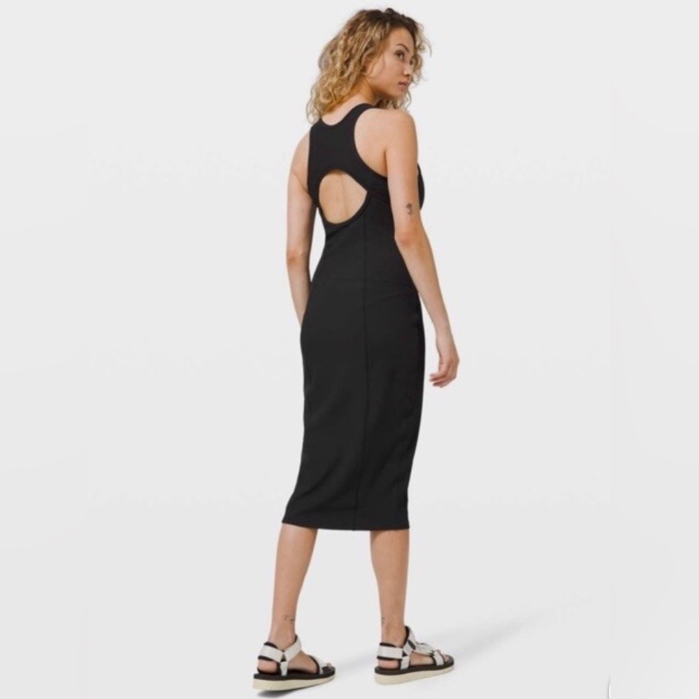 Lululemon Brunch and Back midi dress